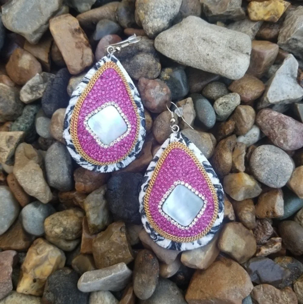 Ayana| leather drop earrings